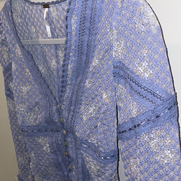 Free People NEW Kika Lace Cropped Button Front Top Size Small Blue Bell Combo - Picture 7 of 16